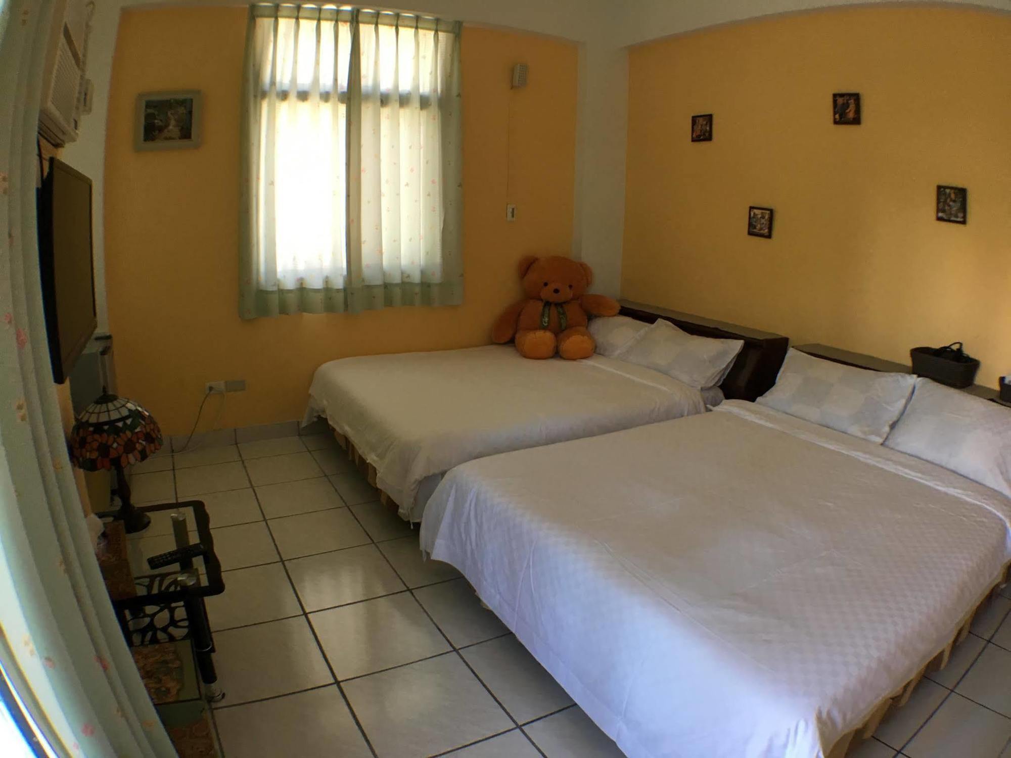 Zizai Garden Bed And Breakfast Hualien City Ngoại thất bức ảnh